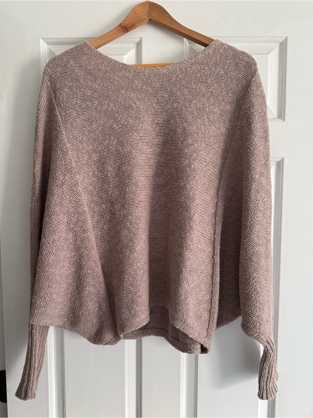 Shrinking Violet Dolman Sleeve Women’s Sweater Size M